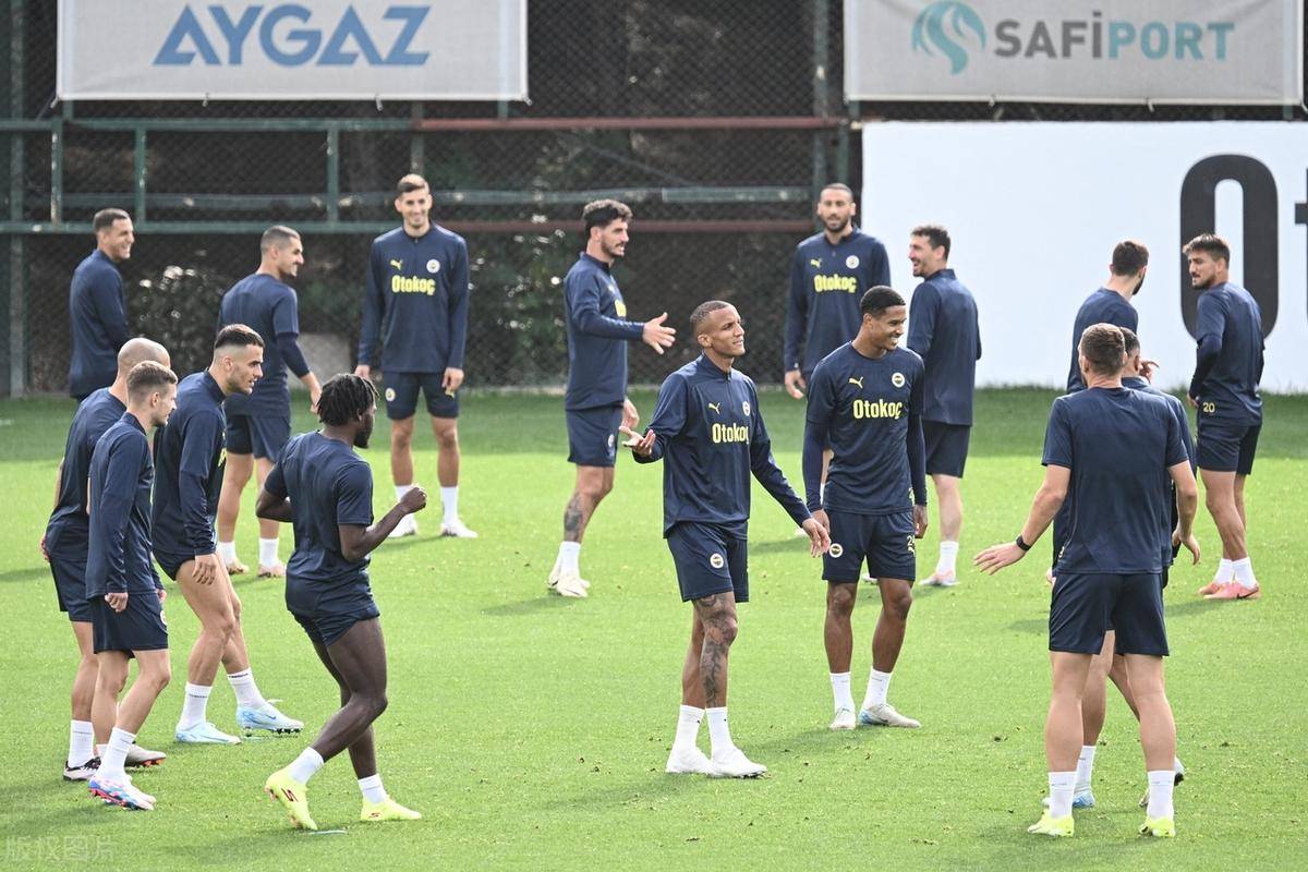 三亿体育体育官方-澳洲女子足球联赛中出现悬念，胜负难以预料