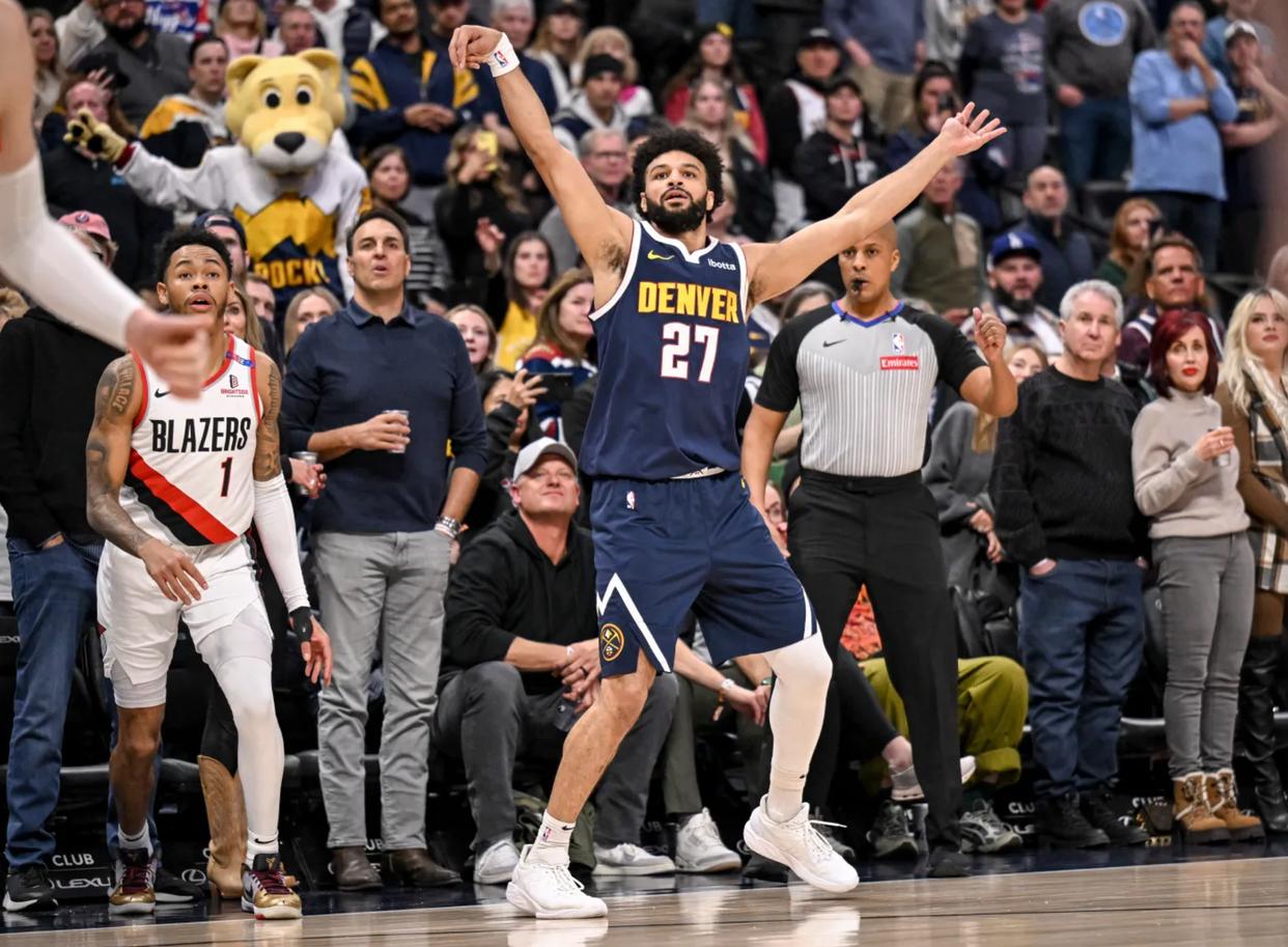 包含泰州客场力擒建业，豪取三分的词条