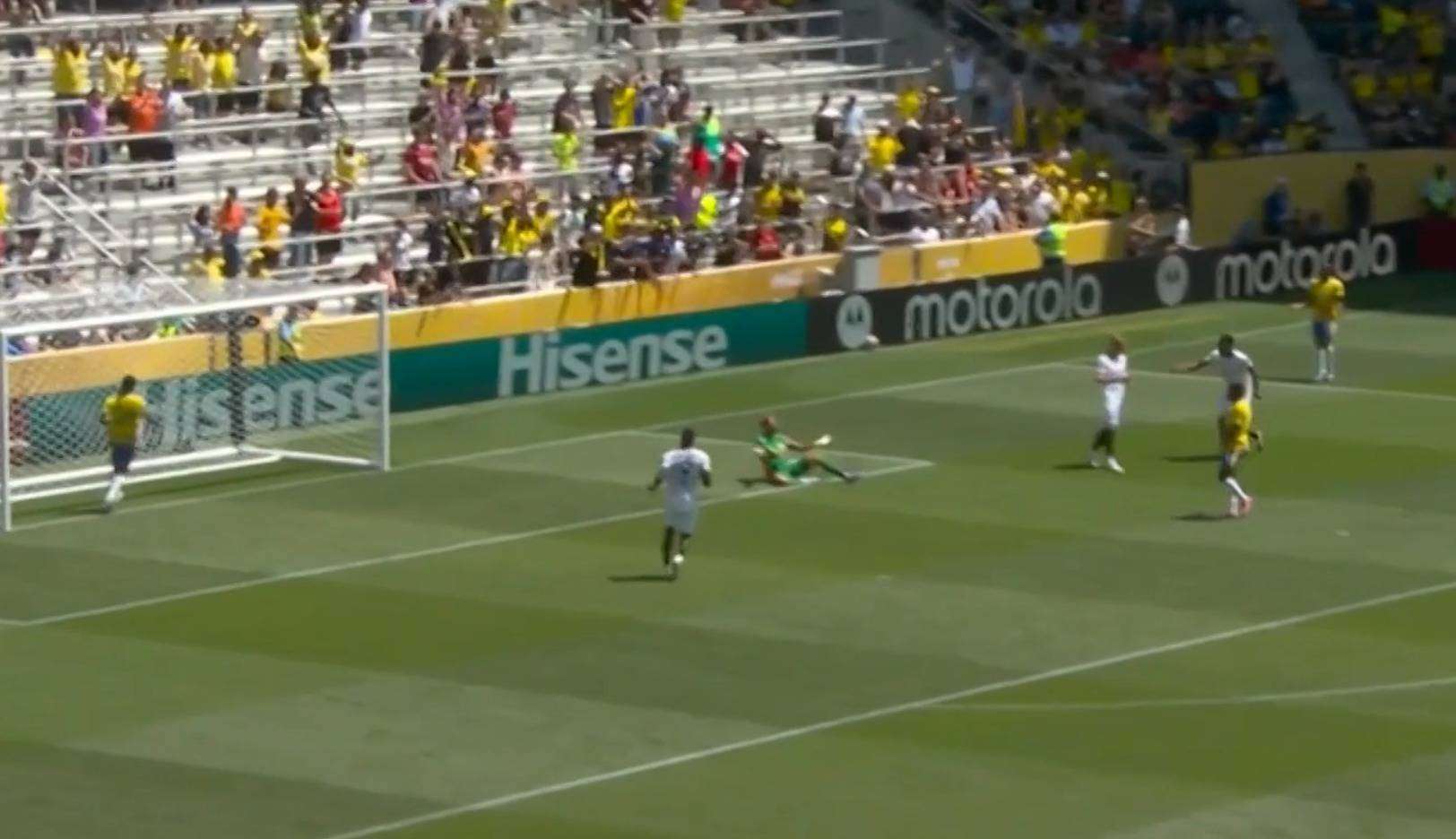 多特蒙德球队神勇表现，势不可挡领跑榜首