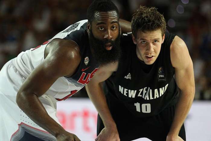 包含新西兰客场失利，必须提升状态迎战下一场！的词条