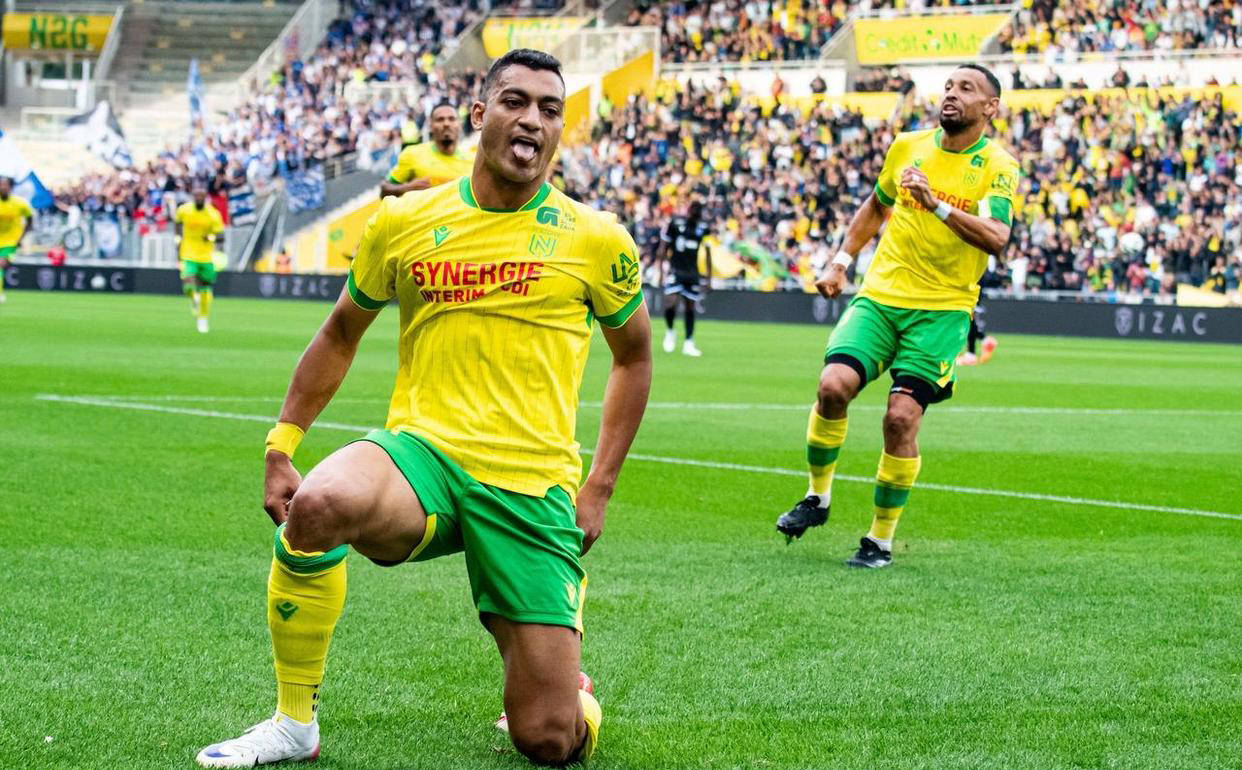 欧塞尔高远射破门,为球队带来胜利 欧塞尔高远射破门,为球队带来胜利