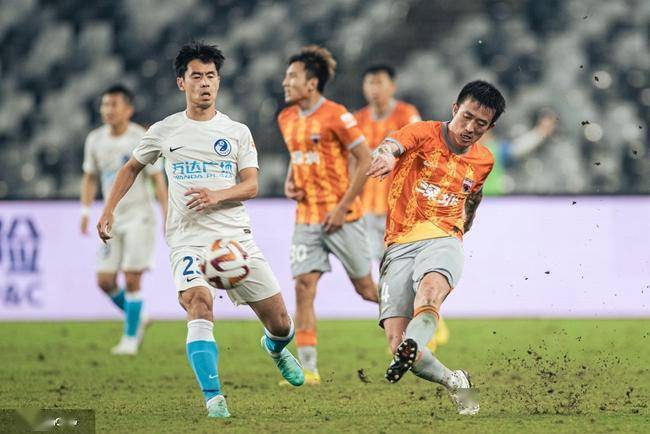 大连人海外失分,球队需要整体调整 大连人海外失分,球队需要整体调整