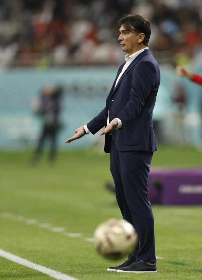 埃及代表队实力挤进前三,斩获铜牌的简单介绍 埃及代表队实力挤进前三,斩获铜牌的简单介绍