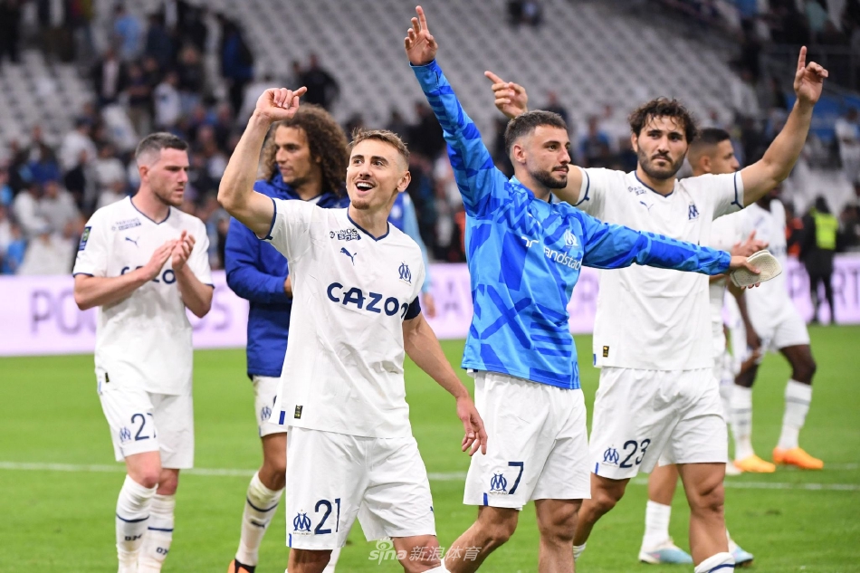 关于昂热队将迎战甘冈，实力对比的信息