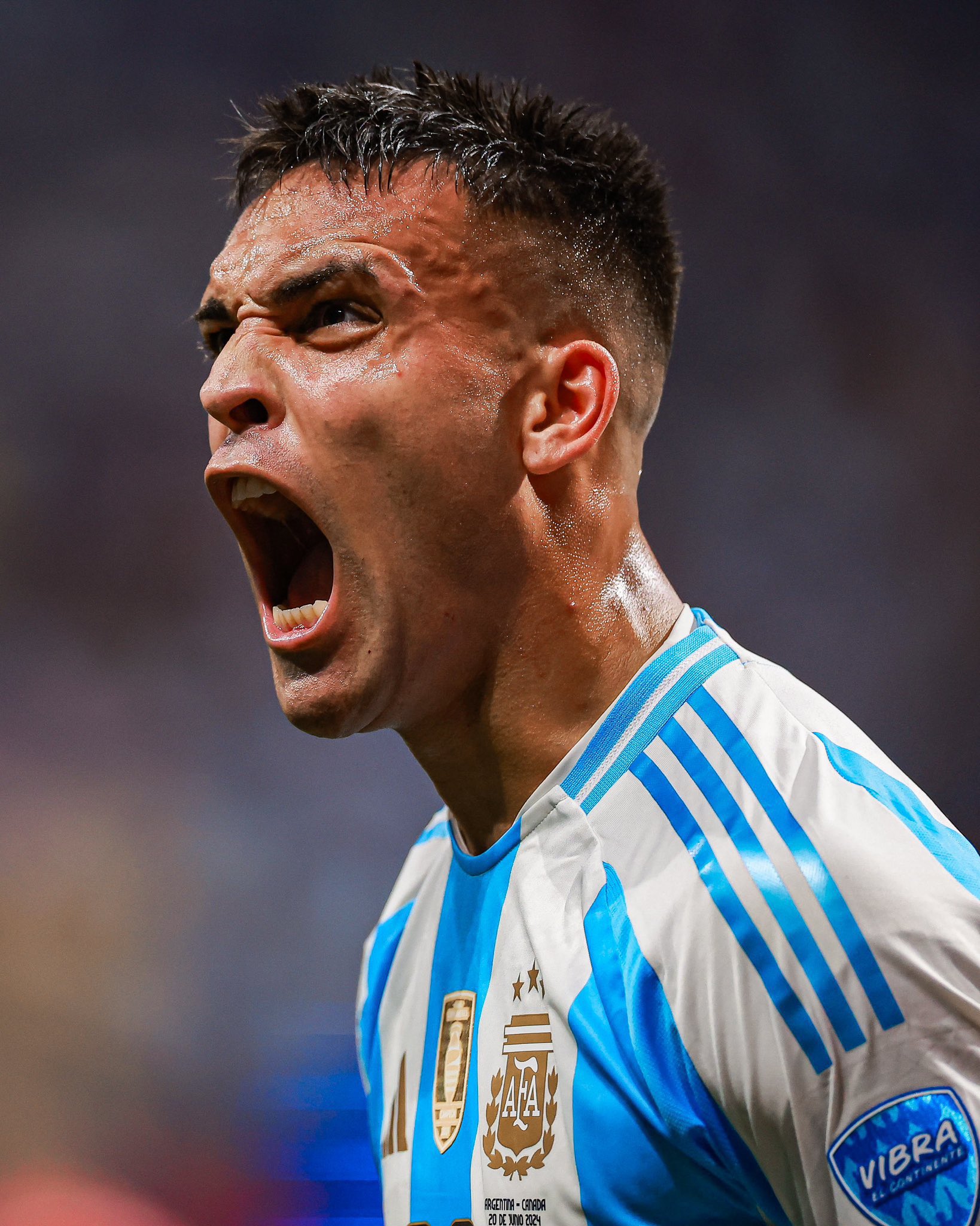 拉丁美洲球员在国际锦标赛上展现出色表现