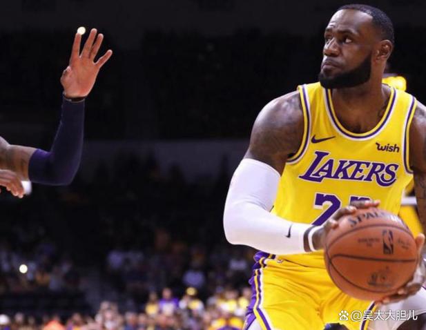 湖人逆转76人取得宝贵胜利